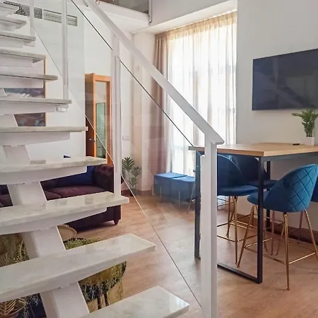 Expoholidays - Plaza Vieja Con Parking Gratis Appartement *